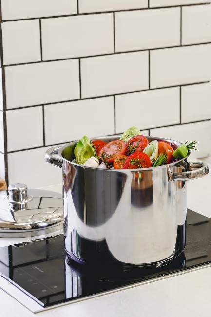 Тенджера за готвене от неръждаема стомана, 24 см / 8,5 л - от марката Kitchen Craft
