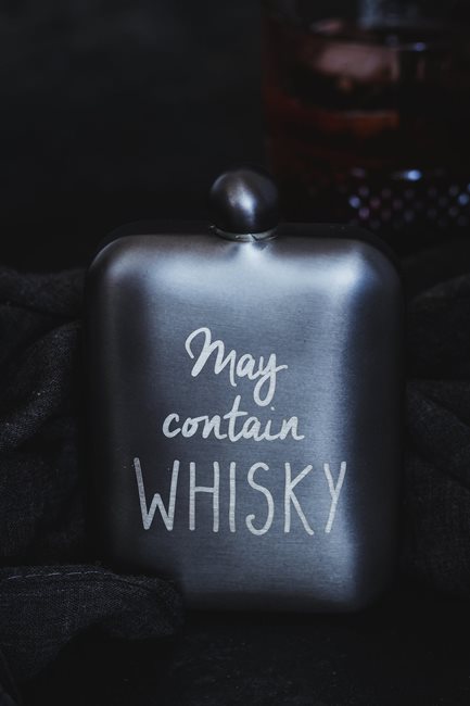 Бутилка с надпис “May contain Whiskey“, 175 ml, гама „Barcraft“ – произведена от Kitchen Craft