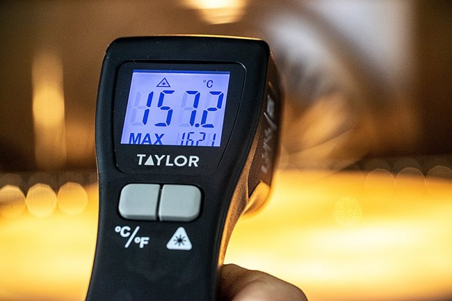 Цифров инфрачервен термометър - от Kitchen Craft