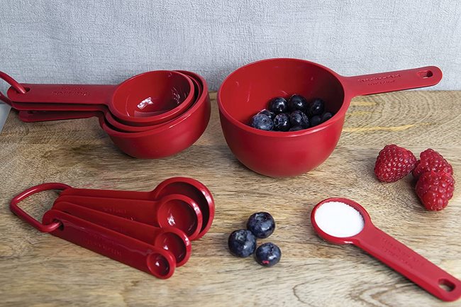 Комплект от 4 броя мерителни чаши, цвят "Empire Red" - марка KitchenAid