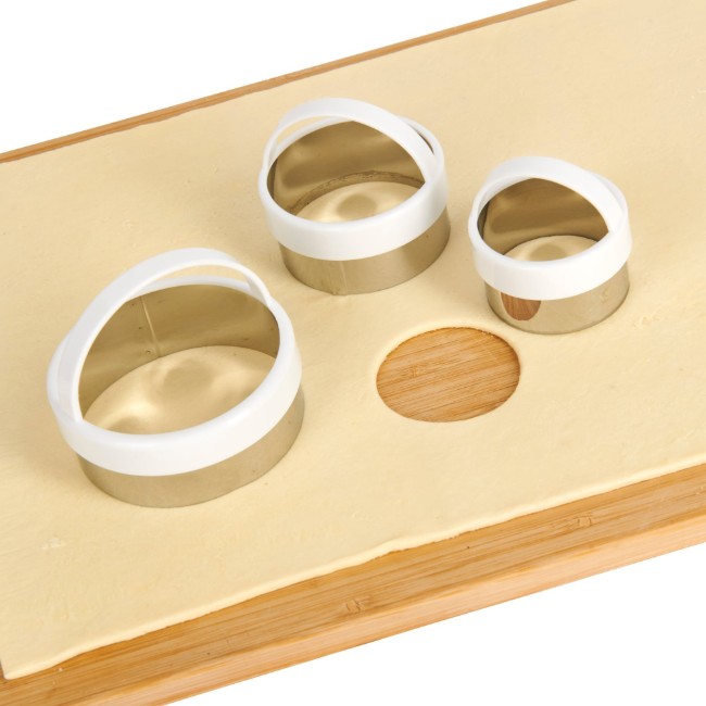 Комплект формички за бисквитки, 3 части, във формата на кръг - произведени от Kitchen Craft