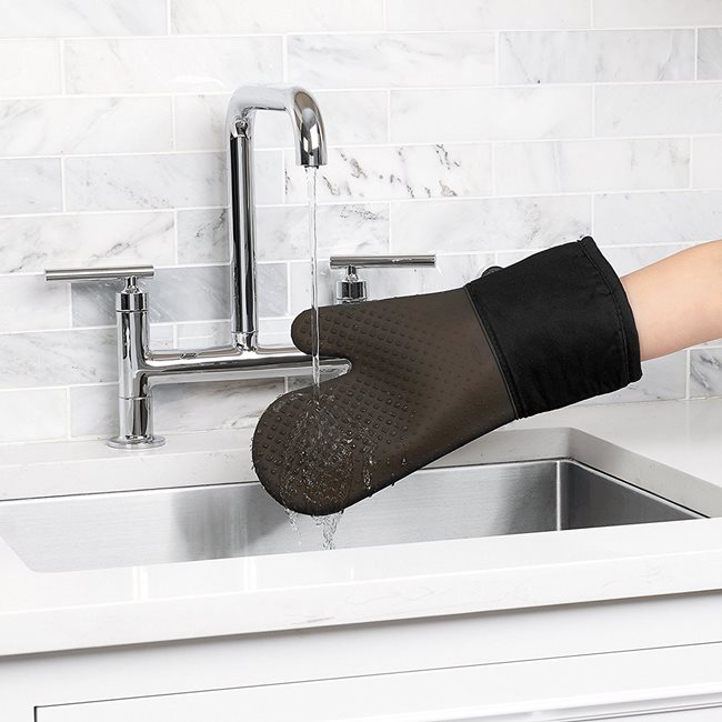 Силиконова ръкавица за кухня, Черна - OXO