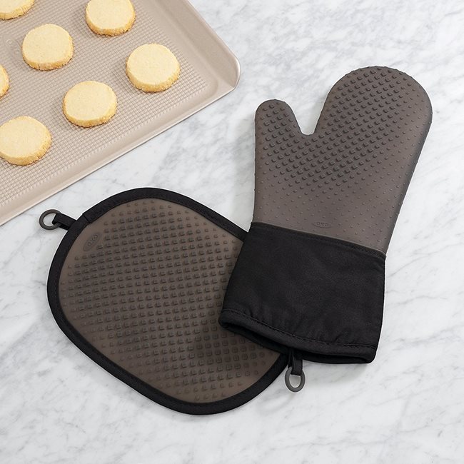 Силиконова ръкавица за кухня, Черна - OXO