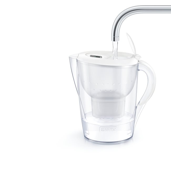 "Стартов пакет", състоящ се от BRITA Marella XL, 3,5 L + 3 Maxtra+ филтъра