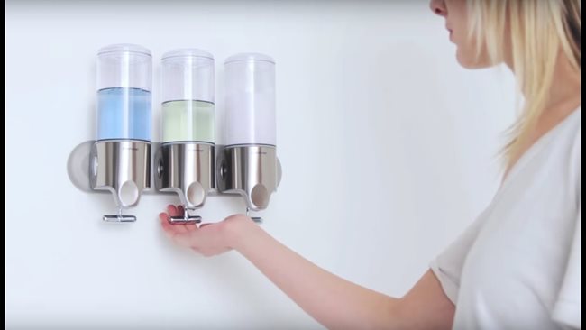 Комплект от 3 броя дозатори за течен сапун - марка "simplehuman".
