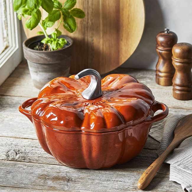 Тенджера Cocotte с форма на тиква, чугун, 24 см/3,45 л, канела - Staub