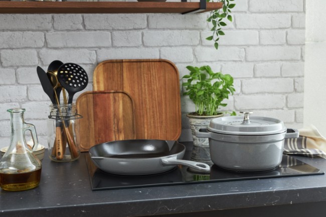 Чугунен тиган 26 см, Graphite Grey - Staub