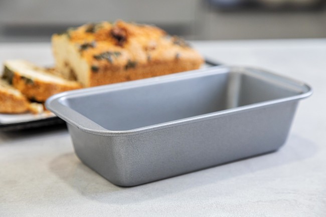 Тава за печене на хляб, 22 х 11,5 см, стомана - произведена от Kitchen Craft