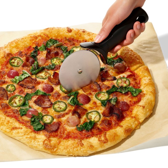Слайсер за пица, неръждаема стомана, 10,6 см - OXO
