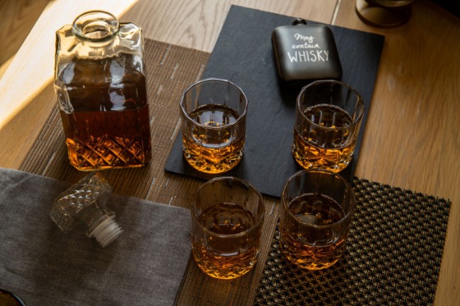 Комплект гарафа и чаши за уиски, 5 части, стъкло - Kitchen Craft