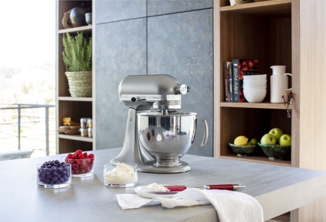 Планетарен миксер Artisan, 4.8 л, Модел 125, Contour Silver - KitchenAid