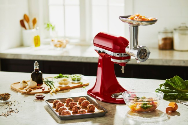 Приставка за мелене на месо и приготвяне на колбаси - KitchenAid
